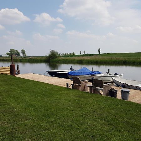 Bed En Breakfast Uitrust Lauwerzijl المظهر الخارجي الصورة