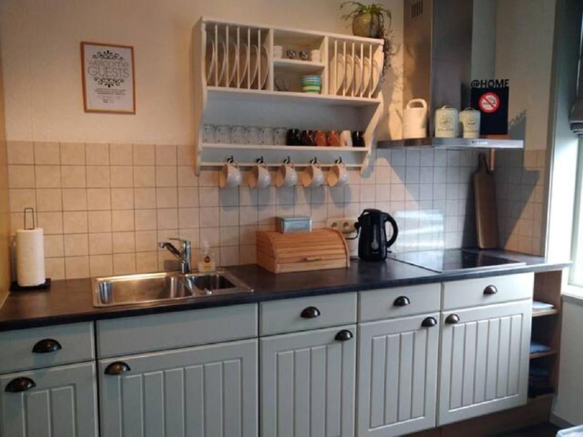 Bed En Breakfast Uitrust Lauwerzijl المظهر الخارجي الصورة