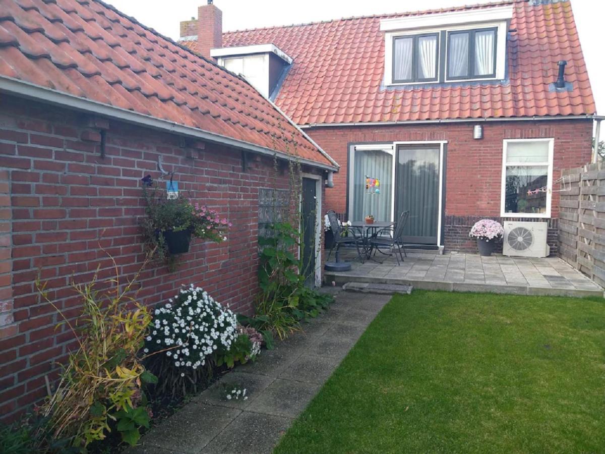 Bed En Breakfast Uitrust Lauwerzijl المظهر الخارجي الصورة
