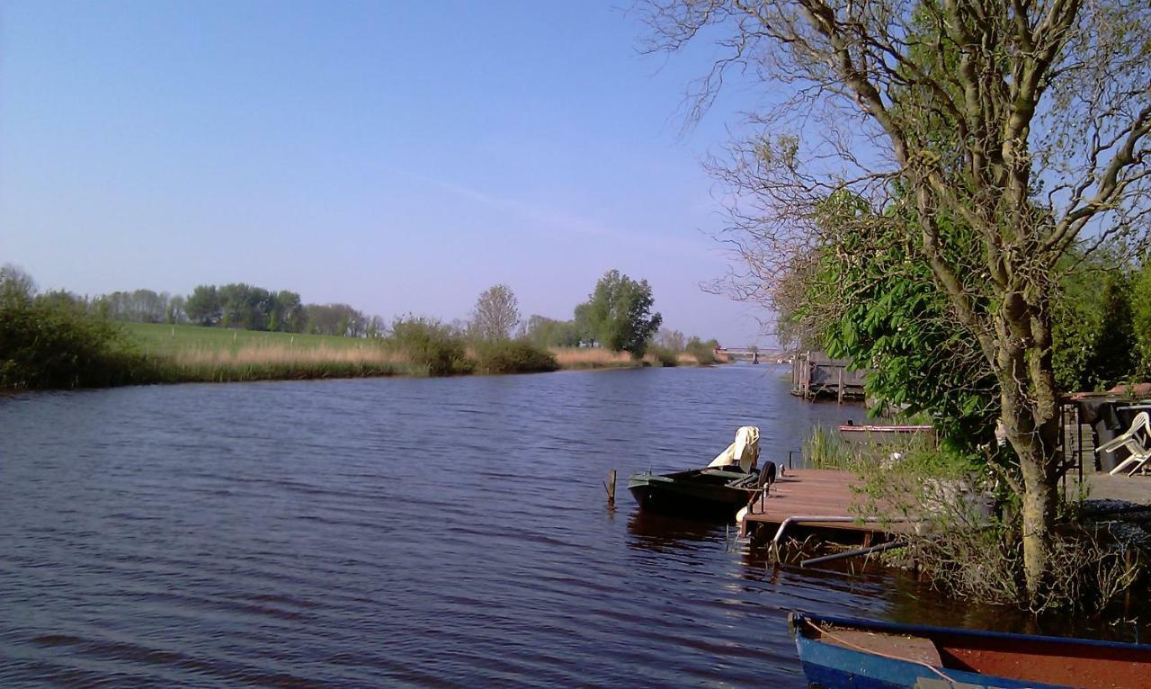 Bed En Breakfast Uitrust Lauwerzijl المظهر الخارجي الصورة