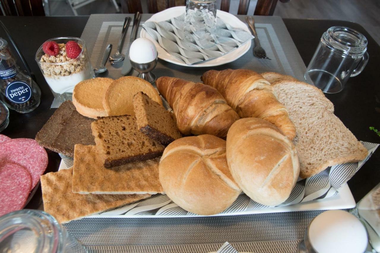 Bed En Breakfast Uitrust Lauwerzijl المظهر الخارجي الصورة